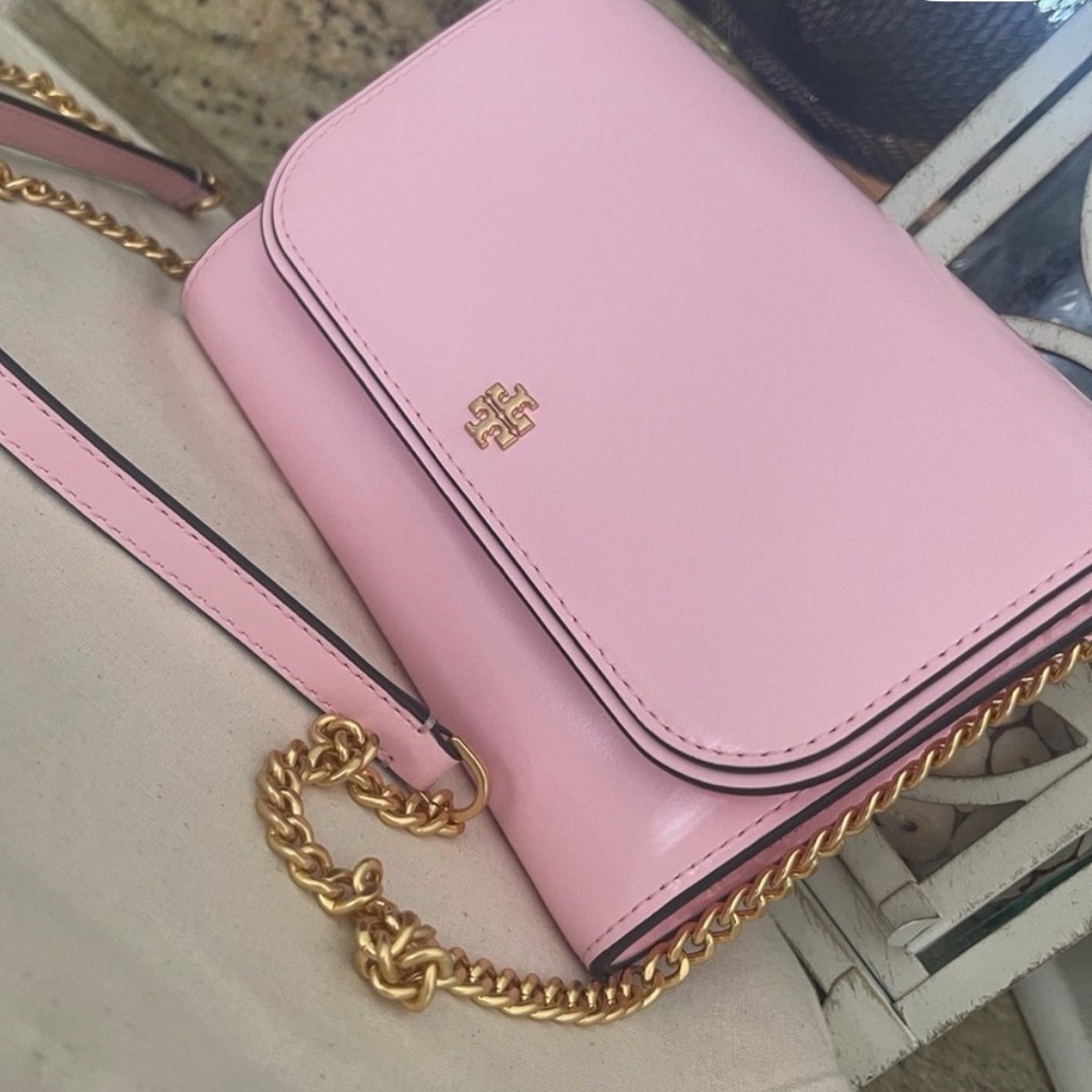 Tory Burch Emerson chain wallet paten leather crossbody (Excellent condition)